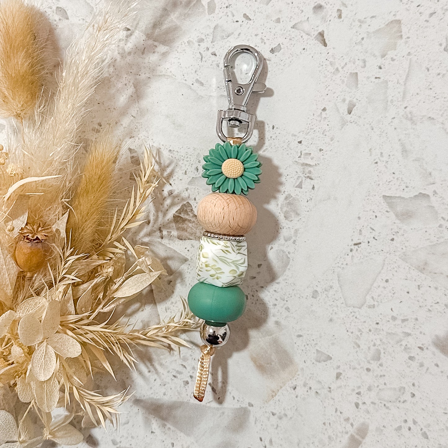 Daisy Keyring | Feldspar Leaves Hex