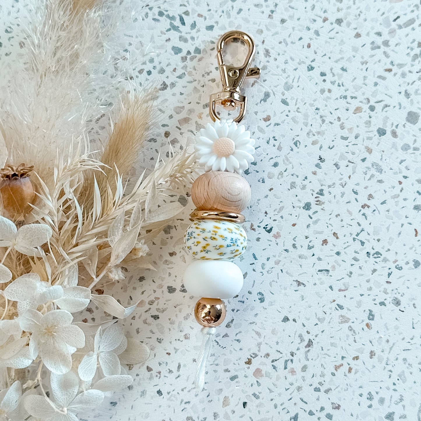 Sweet Bloom Daisy Keyring
