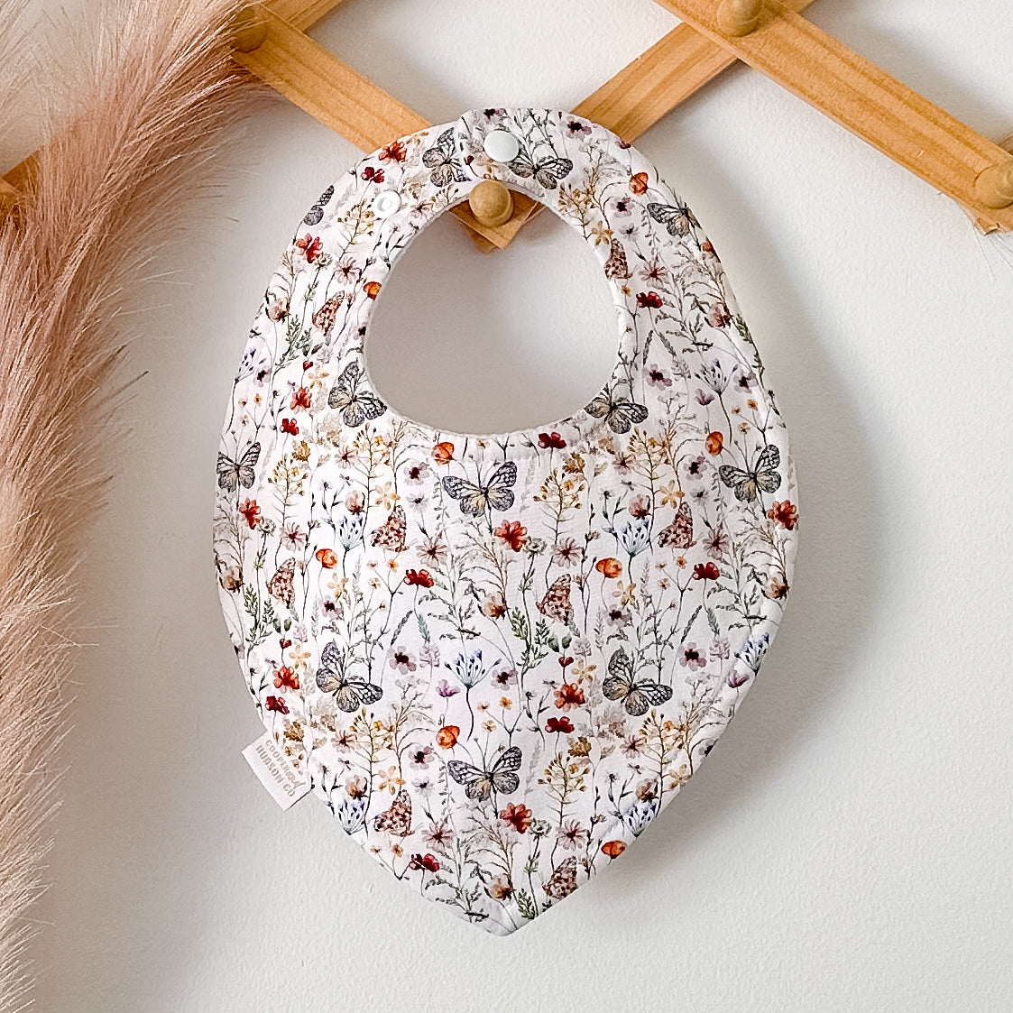 Gardenia Bibs