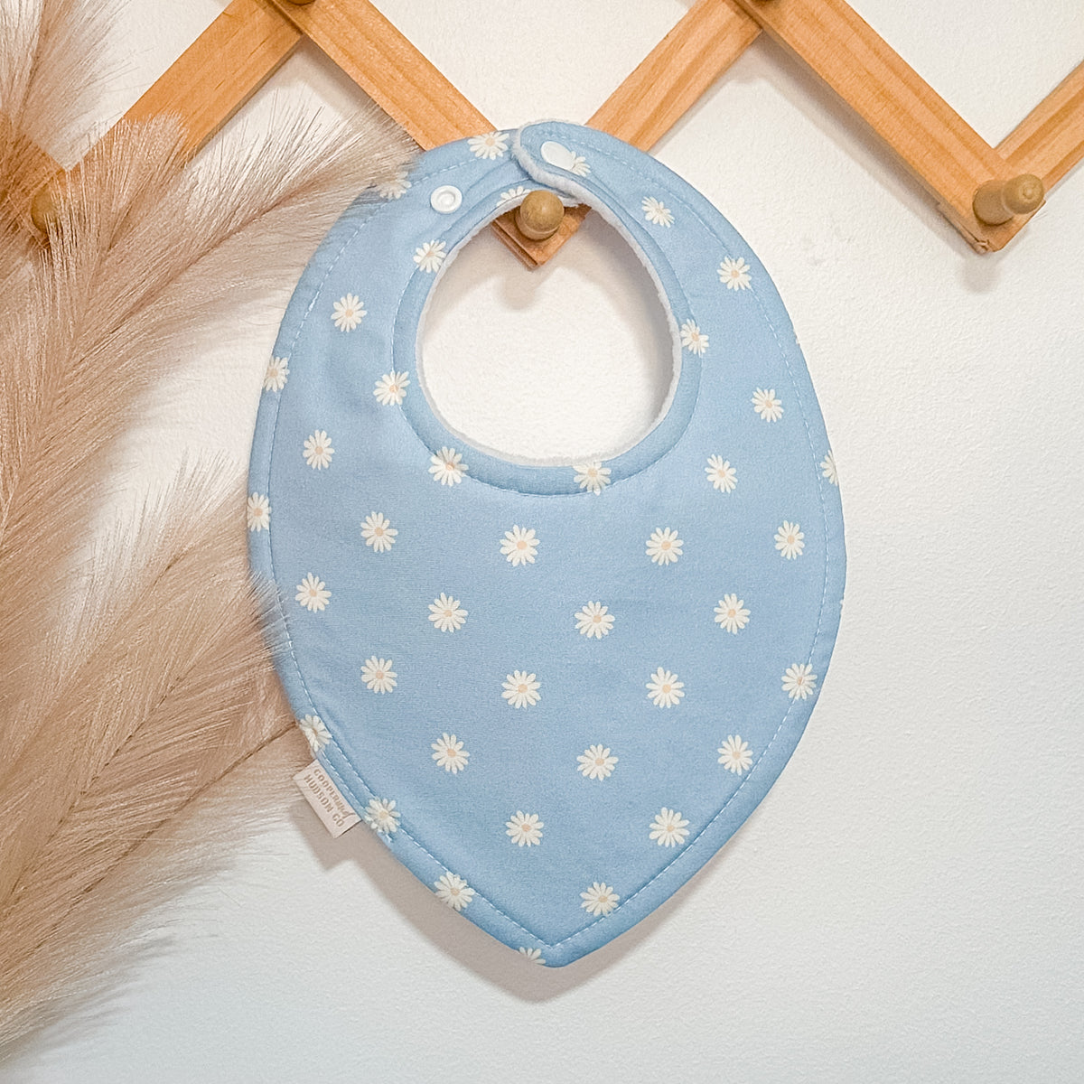 Daisy Bibs | Blue