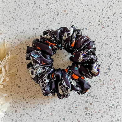Lil Luxe Halloween Scrunchies | Skeleton