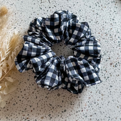 Christmas Gingham Luxe Scrunchies | Black
