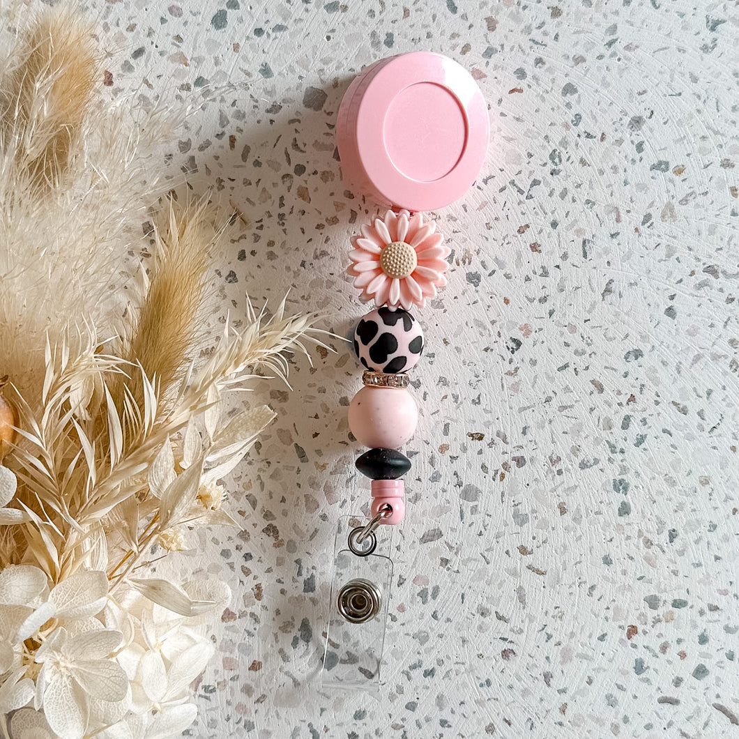Baby Pink Daisy Badge Reel | Moo Print