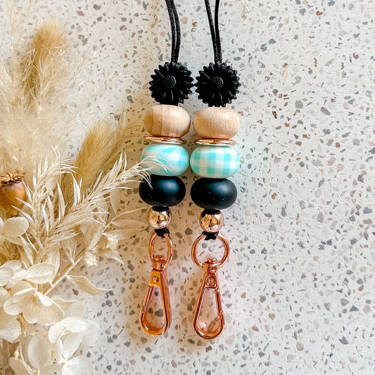Gingham Bliss Lanyard | Black Daisy