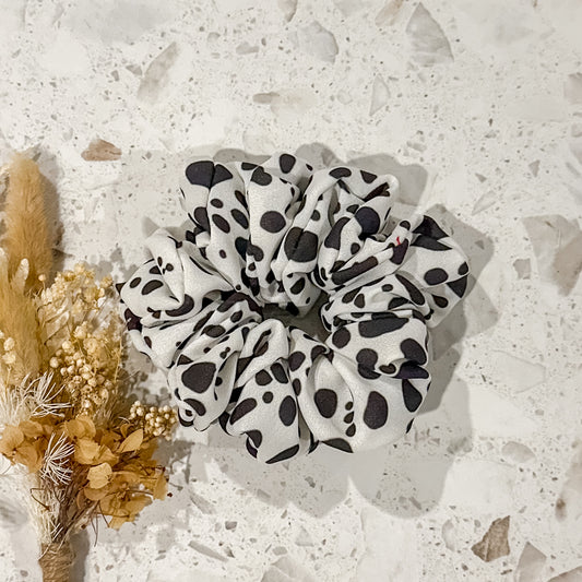 Spot Luxe Scrunchies | Black/White