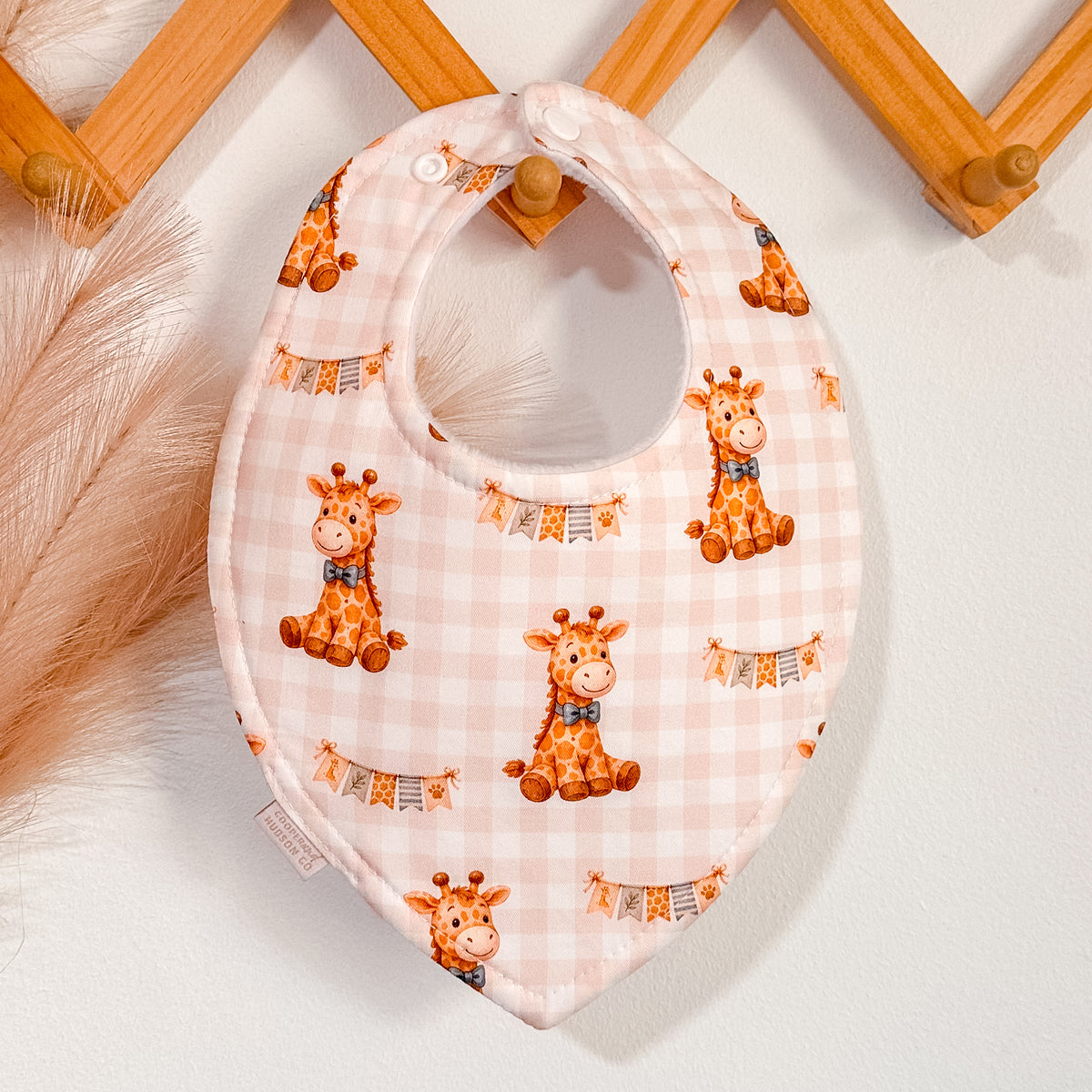 Cute Giraffe Bibs