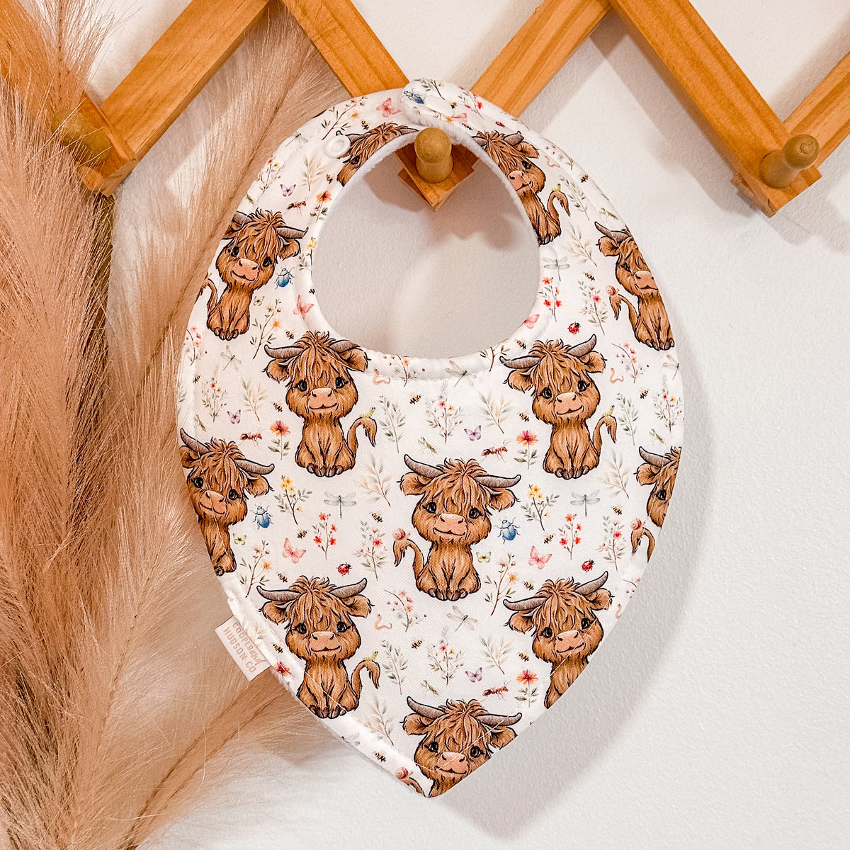 Highland Cow Bibs | Nature