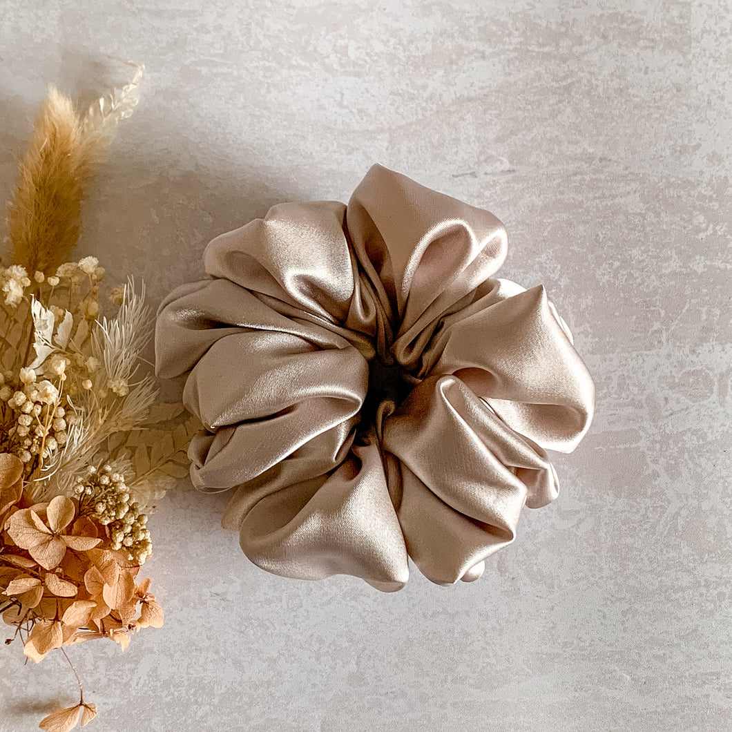 Luxe Satin Scrunchies | Champagne