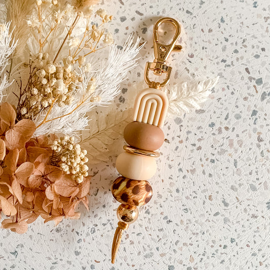 Arch Keyring | Cream/Cheetah